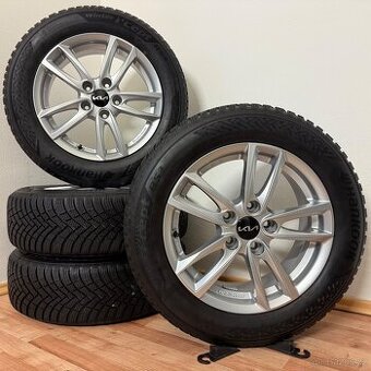 KIA/HYUNDAI 5x114,3 R16 ET40+ZIMNÍ 205/60R16 7,5mm