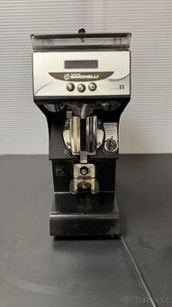 MLÝNEK Nuova Simonelli Mythos