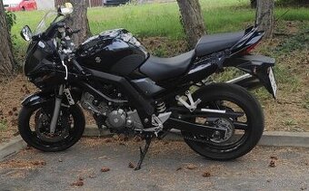 Suzuki SV650S 53 kW r.v. 2009