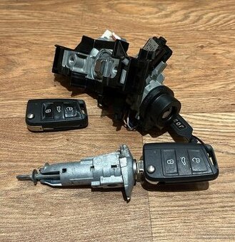 Škoda Octavia 3 III-Sada-Spínací skříňka,zámek dveří,2x klíč