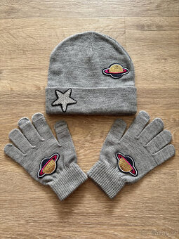 Zimní čepice a rukavice