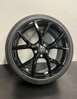 VW Golf 8 R19 GTI Nová letní sada