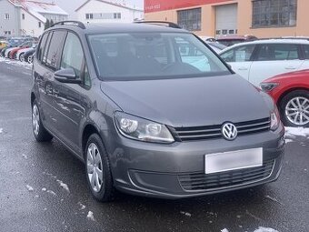 Volkswagen Touran 1.6TDi ,  77 kW nafta, 2011