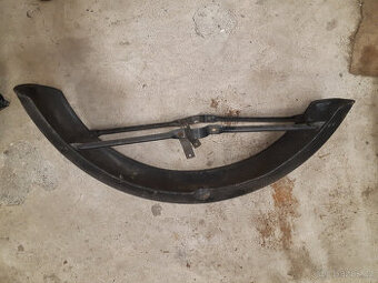 Přední blatník Jawa 634 konopnice