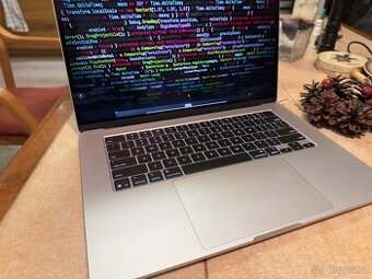 Nový MacBook AIR 15" M4 24/512 GB 2025 MagicMidNight