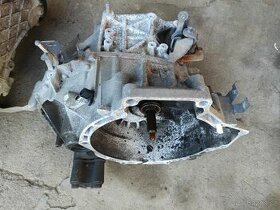 Mazda 6 diesel převodovka manuál