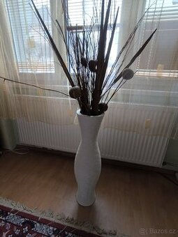 Dekorativní váza
