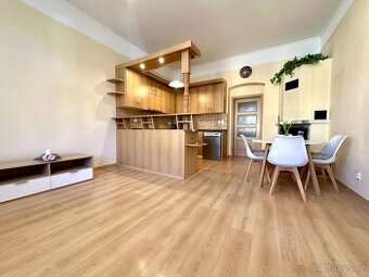 Byt 4+kk s balkonem (91m²) - Mariánské Lázně, ul. Husova