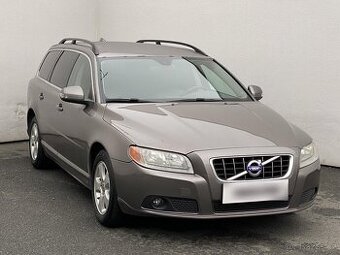Volvo V70 2.0d ,  100 kW nafta, 2010