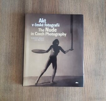 Akt v české fotografii - Birgus, Mlčoch (2001)