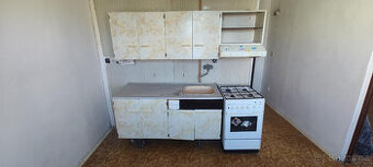 Retro kuchyň z paneláku