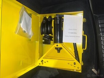 Ohýbačka na trubky všeho druhu