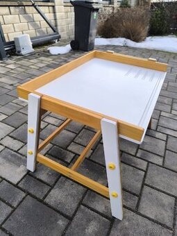 Dětský stůl na malování/kreslení