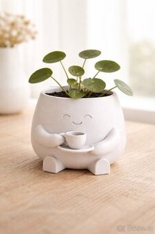 Usměvavý květináč "Kávomil" – Designový 3D tisk (průměr 9 