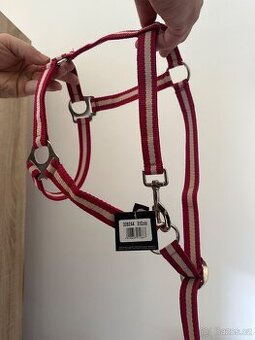 Nová ohlavka na koně