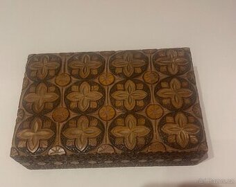 Dřevěná krabička