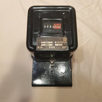 Odpočtový měřák elektřiny AEG Berlin rv. 1939