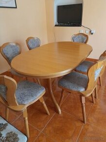Jídelní stůl a 6 židlí - masiv