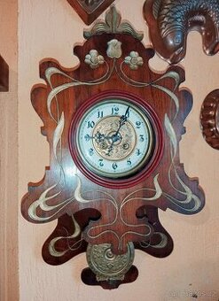 Krásné, staré, funkční secesní hodiny  Kienzle