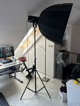 Tiché LED světlo Godox UL150 + Godox Soft Box + stativ