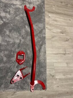 Škoda felicie vzpěra motoru tlumičů