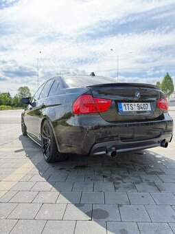 BMW 335i xDrive 2011