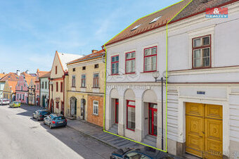 Prodej rodinného domu, 178 m², Třeboň, ul. Husova - 1