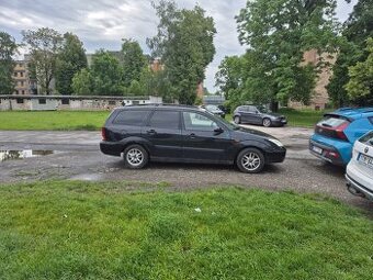 Ford focus na dily