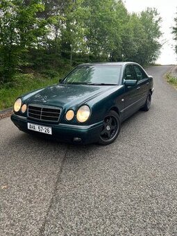 Mercedes Benz E300 OM606