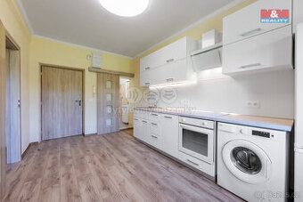 Prodej bytu 1+1 v Karlových Varech, 35 m2, ul. U Trati