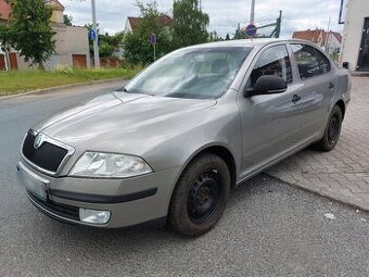 Škoda Octavia 1.6 MPI, 75kW Ambiente, odpočet DPH