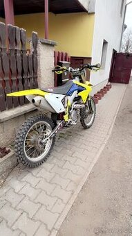 Suzuki RM-Z