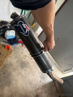 Karbonovy ladeny vyfuk Termignoni na Yamaha D6 03-05