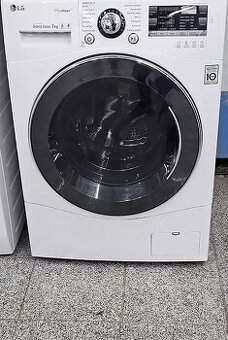 Automatická pračka LG True Steam - parní, display,