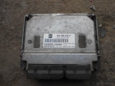Seat Ibiza jednotka motoru 03E906033P 1.2