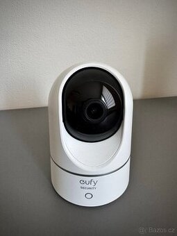 IP kamera Eufy Indoor Cam 2K Pan & Tilt White