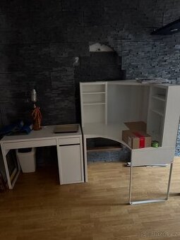 Prodám pracovní rohový stůl – z důvodu stěhování