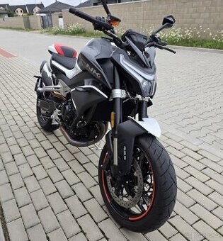 PRODÁM CF moto 800NK - 1