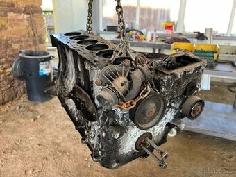 BMW 3.0d 170kw spodek motoru