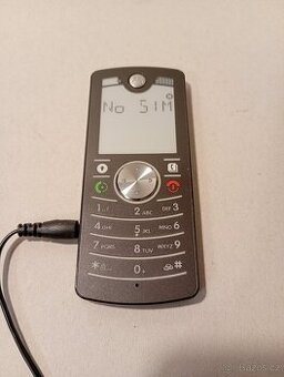 Motorola F3