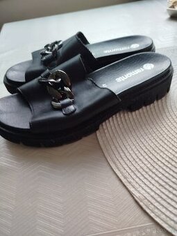 Dámské boty ,pantofle ,sandály