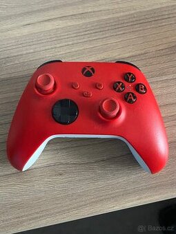 Ovladač Xbox Series red