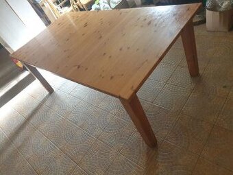 Jídelní velký rozkládací stůl masiv