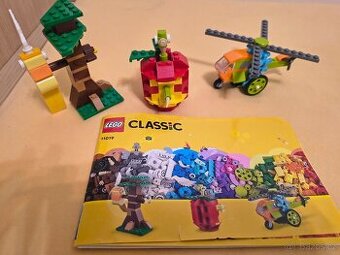 LEGO 11019 Classic Bricks and Functions, krabice kostek LEGO