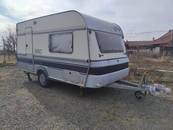 Obytný přívěs Fendt 410 A ,výborný stav