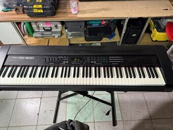 ROLAND RD 500