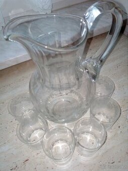 Broušené sklo z 30 let- Nové Mitrovice ?