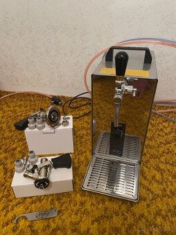 Výčepní zařízení Lindr PYGMY 20/K v záruce + dva narážeče