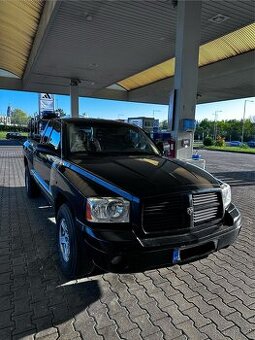 Dodge DAKOTA 2005