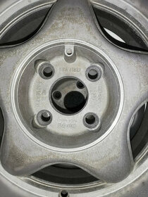 prodám CENTRA typ 11 4x100 R14 6J ET30 + pneu